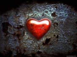 сердце на темном фоне на день валентина